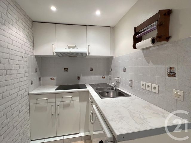 Studio à vendre - 1 pièce - 23.21 m2 - PARIS - 75017 - ILE-DE-FRANCE - Century 21 Agence Des Ternes